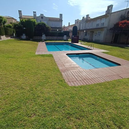 Cambrils Adosado Con Piscina 4 Habitaciones, 8 Huespedes Екстер'єр фото